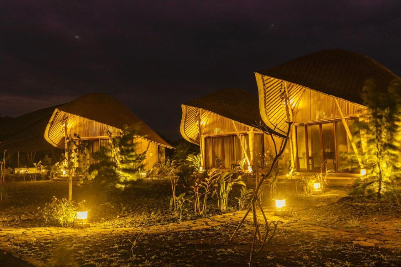 Hotel Tanoma Sumba Maujawa Exterior foto